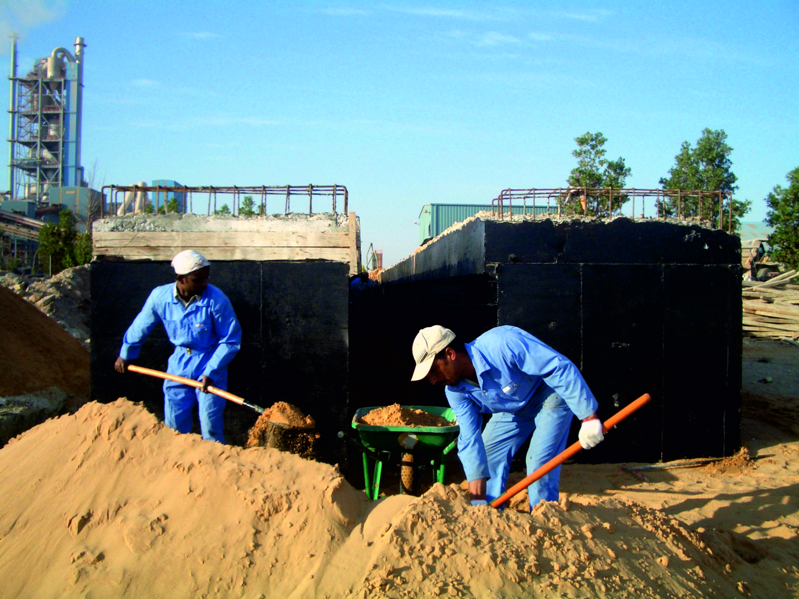 Heavy-Duty Vehicle Washing Ramp Construction - Image 1